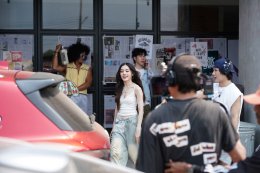 Moly Groves สาวน้อยอินดี้ป็อปวัย 18 ปี ส่งเพลงรักหวานสดใส "Falling In Love" ตัวแทนคนรุ่นใหม่ที่อยากย้ำว่า การบอกรักใครสักคน ไม่ใช่เรื่องยุ่งยากอย่างที่คิด