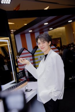 'นุนิว-ชวรินทร์' ร่วมเปิดประสบการณ์ความงามบทใหม่ THE BEAUTY TRANSFORMED COLLECTION ที่งาน "NARS THE HOT ESCAPE EVENT"