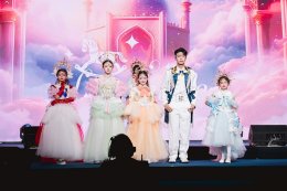 ทราย อมลระดา - เก่ง ธชย นำทัพน้องๆ LA FAMILLE ร่วมงาน  KAZZ AWARDS 2024 พร้อมเปิดตัว Collection ใหม่ล่าสุด