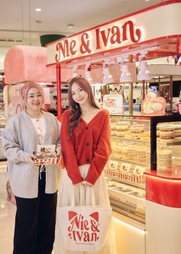 Nie & Ivan (เนียแอนด์อีวาน) ของ 'เนเน่' เปิดตัวเมนูใหม่ 'Dubai Cookies' ต้อนรับเทศกาลคริสต์มาส พร้อมเมนูยอดฮิตตลอดกาล ชีสเค้กทุเรียน และ เค้กลอดช่อง