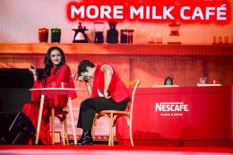 ณเดชน์ แท็กทีม แบมแบม เสิร์ฟโมเมนต์สุดฟินในงาน "เนสกาแฟ เบลนด์ แอนด์ บรู เมค ดิส โมเมนต์ มอร์" เปิดตัว "เนสกาแฟ เบลนด์ แอนด์ บรู ริช อโรมา สูตรใหม่ เพิ่มกาแฟ เติมนม อร่อยไปอีก"