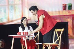 ณเดชน์ แท็กทีม แบมแบม เสิร์ฟโมเมนต์สุดฟินในงาน "เนสกาแฟ เบลนด์ แอนด์ บรู เมค ดิส โมเมนต์ มอร์" เปิดตัว "เนสกาแฟ เบลนด์ แอนด์ บรู ริช อโรมา สูตรใหม่ เพิ่มกาแฟ เติมนม อร่อยไปอีก"