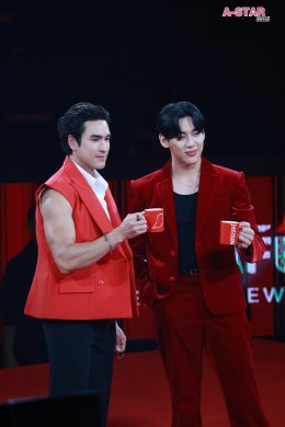 ณเดชน์ แท็กทีม แบมแบม เสิร์ฟโมเมนต์สุดฟินในงาน "เนสกาแฟ เบลนด์ แอนด์ บรู เมค ดิส โมเมนต์ มอร์" เปิดตัว "เนสกาแฟ เบลนด์ แอนด์ บรู ริช อโรมา สูตรใหม่ เพิ่มกาแฟ เติมนม อร่อยไปอีก"
