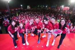 'เก้า นพเก้า' นำทีม 'แอน เฟย' ร่วมวิ่งเริ่มต้นวันดีๆ ในงาน "เนสกาแฟ รัน 2026" พร้อมสวมบทบาริสต้าสุดหล่อ เสิร์ฟความอร่อยของเนสกาแฟ เรดคัพกว่า 5,000 แก้ว