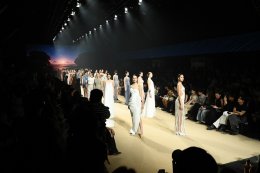 ELLE Fashion Week 2025 วันที่สองลุกเป็นไฟ! มิว ศุภศิษฏ์ - พอลล่า - เดียร์น่า - วุ้นเส้น - จูเน่  ไอซ์ พาริส นำทีมสายแฟร่วมชมโชว์สุดปังท่ามกลางแสงแฟลช