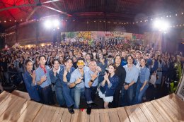 Netflix ชวนแฟนๆ ปลุกตำนานสะท้านเมือง เปิดตัว "ตี๋ใหญ่ ฤกษ์ดาวโจร" ดึง "อาโป" สวมแจ็กเก็ต ใส่แว่นเหลือง สร้างปรากฏการณ์สุดไอคอนิก ก่อนเตรียมสตรีม 13 พฤศจิกายนนี้ ที่ Netflix เท่านั้น!