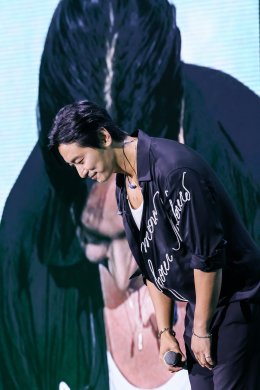 หล่อ แรร์แบบไม่มีใครแทนได้! 'จูจีฮุน' เปิดมุมขี้เล่น สายเปย์ใจดี เซอร์วิสฉ่ำ! "2025 <JU JI HOON Asia Tour Fanmeeting 'JUNIVERSE' in BANGKOK>" คุ้มค่าสมการรอคอย
