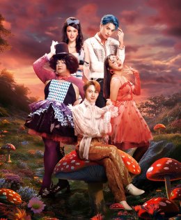 เพลงส่งหนัง หนังส่งเพลง แบบขมวดจึ้งปึ้งครบรส! กับอัลบั้มมหากาพย์ OST. "ดีว่า..ราวี" รวมที่สุดแห่งความไวรัล การันตีคุณภาพจากฝีมือโปรดิวเซอร์ชื่อดังแห่งยุค