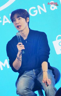 ซีจือนี่ใจเหลว! DOYOUNG อ้อน "รักโดยองนานๆ นะครับ" ก่อนชวนไปเปิด "ประตูแห่งความทรงจำ" ในคอนเสิร์ตเดี่ยวเต็มรูปแบบครั้งที่สองในประเทศไทย 2025 DOYOUNG CONCERT [ Doors ] in BANGKOK 