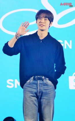 ซีจือนี่ใจเหลว! DOYOUNG อ้อน "รักโดยองนานๆ นะครับ" ก่อนชวนไปเปิด "ประตูแห่งความทรงจำ" ในคอนเสิร์ตเดี่ยวเต็มรูปแบบครั้งที่สองในประเทศไทย 2025 DOYOUNG CONCERT [ Doors ] in BANGKOK 