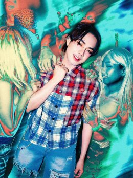 JRBUBBLEGUM ดึง อ๊อฟ สุรพล และ บิว จิตรฉรีญา ปล่อยซิงเกิล "กลับบ้าน" ถ่ายทอดมุมมองของเทศกาลสงกรานต์อีกด้านที่เงียบลง ผ่านเสียงหมอลำซิ่งที่ปลอบโยนหัวใจ