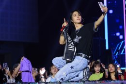 ปังมากๆ! 4 หนุ่ม HIGHLIGHT เสิร์ฟไฮไลท์โซจึ้ง ทำความสุข "ไลท์ไทย" พุ่งทะยานสู่ 100% ในคอนเสิร์ต "HIGHLIGHT LIVE 2025 [RIDE OR DIE] IN BANGKOK"