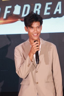 ทัพนักแสดง ทีมนักเตะ และแฟนคลับรวมตัวอบอุ่น ส่งกำลังใจเต็มพื้นที่ รอบกาล่าพรีเมียร์ "เดอะโค้ช รถขนฝัน" เตรียมออกขับเคลื่อนแรงบันดาลใจ 8 ต.ค.นี้ ในโรงภาพยนตร์