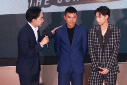 ทัพนักแสดง ทีมนักเตะ และแฟนคลับรวมตัวอบอุ่น ส่งกำลังใจเต็มพื้นที่ รอบกาล่าพรีเมียร์ "เดอะโค้ช รถขนฝัน" เตรียมออกขับเคลื่อนแรงบันดาลใจ 8 ต.ค.นี้ ในโรงภาพยนตร์