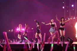 ดาเมจแรง! DE GIFT (เดอ กิฟท์) โชว์ร้อง เต้น สเต็ปโดนใจ!! บนเวทีดัง Dalat Best Dance Crew 2024 - Hoa Sen Home International Cup ประเทศเวียดนาม