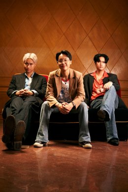 Olin MattiBlue  ปล่อย "FIVE OUT OF FIVE" ซิงเกิลใหม่แนวดิสโก้ ถ่ายทอดความรู้สึกคลั่งรักระดับ 5 ดาว พร้อมดึง KwDaGoat แร็ปเปอร์อเมริกัน ร่วมฟีเจอริ่ง