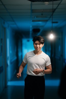 อะตอม ชนกันต์ ส่งต่อกำลังใจให้ทุกคน ผ่านเพลง "ข้างเธอ ft. Pod" ชวน หมู ชยนพ มาร่วมกำกับ มิวสิควีดีโอ พร้อมฟัง และ ชมมิวสิควีดีโอ ได้แล้ววันนี้ 