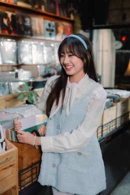 Kwanjai อ้อนเสียงหวานผ่านเพลงสุดน่ารัก "คนแรก" ได้ 'ข้าว Fellow Fellow' แต่งเพลงให้ เผยเสน่ห์เสียงใส ผ่านเพลงรักของวัยรุ่นที่ทำให้ใจเต้นรัว