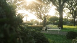 "รักให้เธอได้รู้ (Proof.)" เพลงที่ถ่ายทอดมุมมองอ่อนโยนของ PUN จากอีพี While Im Away ของฝากดูต่างหน้า ในวันที่ความรักยังสวยงาม