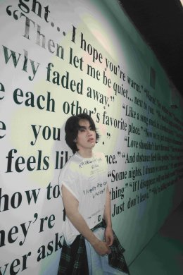 "ข้อความของเธอมันค่อยๆ หล่นลงไป" เนื้อเพลงสุดเศร้าของ "หล่น (Faded)" เพลงใหม่จาก PUN ที่ชวนทุกคนดำดิ่งไปกับความเศร้าของคนที่ยังไม่มูฟออน