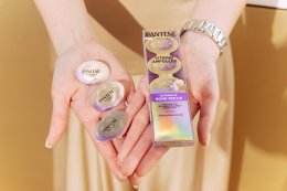 'PiXXiE' และ 'นัทฮง' ร่วมสัมผัสนวัตกรรมทรีทเม้นท์ใหม่ "Pantene Miracles Vitamin Ampoule" คลิกปุ๊บ ผมกลอสปั๊ป!
