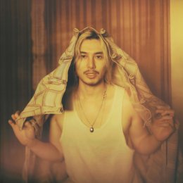 Fujii Kaze ส่ง MV ใหม่เพลง "I Need U Back" ชวนแดนซ์ในปาร์ตี้คาร์นิวัลสุดอลังการ สานต่อความสำเร็จ Prema อัลบั้มเพลงอังกฤษครั้งแรกอย่างสวยงาม