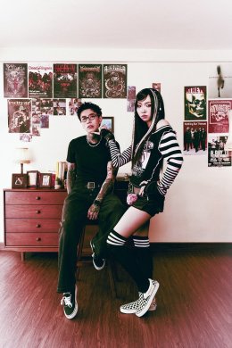 "โตมาไงวะ?" เพลงคู่สุดกวนชวนทะเลาะแห่งปี จาก QEETHA feat. CHEERS วง VIIS สไตล์ Pop-Punk สุดจี๊ด ที่จะติดหูติดปากก่อนคุณตั้งตัวทัน!