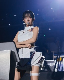 QWER ขนพลังร็อกตะลุยเอเชีย! ส่งต่อความมันส์ถึงแฟนไทย ห้ามพลาด "QWER 2nd TOUR <ROCKATION : ROCKET LAUNCH!!> IN BANGKOK" 14 พ.ย. นี้!