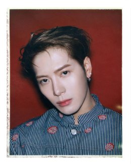 "แจ็คสัน หวัง" ปรากฏตัวอย่างโดดเด่นในงาน Louis Vuitton Mens Spring-Summer 2026
