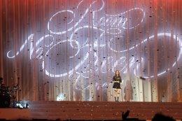 'ฟรีน สโรชา' เปิดประตูสู่ความทรงจำสุดพิเศษใน "ROOM NO. FREEN CONCERT" คอนเสิร์ตเดี่ยวครั้งแรก ท่ามกลางแฟนๆ ที่ร่วมเติมเต็มทุกโมเมนต์