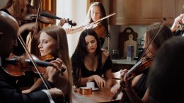 ROSALÍA พาโอเปร่าข้ามขีดจำกัดกับซิงเกิล "Berghain" Ft. feat. Björk และ Yves Tumor พร้อมเตรียมปล่อยอัลบั้มใหม่ LUX วันที่ 7 พฤศจิกายนนี้