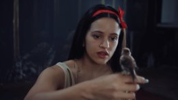 ROSALÍA พาโอเปร่าข้ามขีดจำกัดกับซิงเกิล "Berghain" Ft. feat. Björk และ Yves Tumor พร้อมเตรียมปล่อยอัลบั้มใหม่ LUX วันที่ 7 พฤศจิกายนนี้