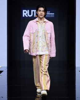 หนุ่มหล่อบ้าน White Music ยกทีมขึ้นรันเวย์! หล่อสะเทือน BIFW 2025