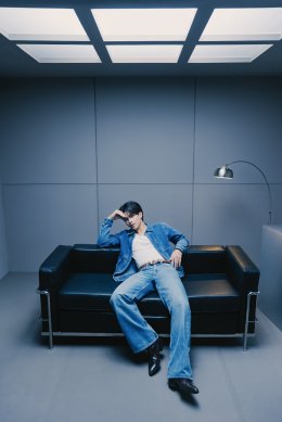 'SAMUI' ปล่อยเพลงช้าเจ็บลึก "ไม่เคยเป็นอะไรกันสักหน่อย"  ได้ 'ข้าว FELLOW FELLOW' ร่วมถ่ายทอดอารมณ์