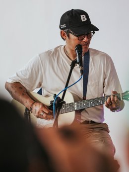 อบอวลด้วยรอยยิ้ม กับบรรยากาศเปิดตัวอีพีใหม่ eco  ego: The first bloom EP launch by SCRUBB อัดแน่นบทเพลงเพราะในสไตล์ที่คิดถึง พร้อมร่วมงานกับ 4 ศิลปินรับเชิญสุดพิเศษเป็นครั้งแรก