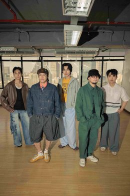 SCRUBB ชวน กร PROXIE ส่งต่อความอบอุ่นถึงแฟนๆ ผ่านเพลงซึ้ง "ขอบคุณ (Analog)" ตอบแทนความรักและการสนับสนุนที่มีให้กันมาอย่างต่อเนื่องตลอดมา