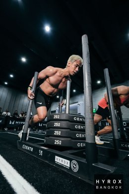 'เซน Paper Planes' โชว์ฟิต!! ลงแข่ง HYROX ครั้งแรก จบเวลา 1:48 ชั่วโมง แฟนๆ แห่แซว หล่อแล้วยังแกร่งอีก!