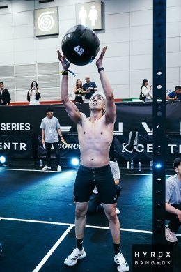 'เซน Paper Planes' โชว์ฟิต!! ลงแข่ง HYROX ครั้งแรก จบเวลา 1:48 ชั่วโมง แฟนๆ แห่แซว หล่อแล้วยังแกร่งอีก!