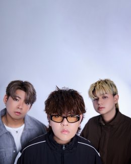 พาทุกหัวใจมาร่วมเคาท์ดาวน์ข้ามผ่านความเศร้า แล้วเริ่มต้นปีใหม่ด้วยความยินดี ในเพลง "Happy New Year" จากวง Only Monday