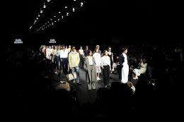 ELLE Fashion Week 2025 วันที่สองลุกเป็นไฟ! มิว ศุภศิษฏ์ - พอลล่า - เดียร์น่า - วุ้นเส้น - จูเน่  ไอซ์ พาริส นำทีมสายแฟร่วมชมโชว์สุดปังท่ามกลางแสงแฟลช