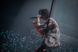 ระเบิดความมันส์รับซัมเมอร์!!! ภาพยนตร์คอนเสิร์ตของศิลปินหนุ่ม SUGA แห่งวง BTS กับ “SUGA | Agust D TOUR ‘D-DAY’ THE MOVIE” พร้อมรอบฉายแบบจัดเต็มที่ เอส เอฟ!!