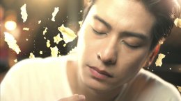 อยุธยาแตก 'เล้ง' ทำ "ทุเรียนทอด" มัดใจ 'เชฟป้อม' ได้ใจ 'ออกัส' เต็มๆ ตกดึกหามกันเข้าห้องปล่อยเคมีปีศาจสวีทเยิ้ม! ในซีรีส์ "บุพเพสันนิวาส" คืน 28 ก.ค.นี้