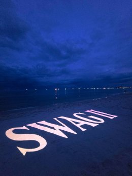 ให้โลกทั้งใบเป็นสีชมพู! ประเทศไทยต้อนรับ SWAG II อัลบั้มใหม่จาก Justin Bieber ด้วย Lighting Projection ที่ชายหาดหัวหิน พร้อมหลากหลายครีเอชั่นจากแลนด์มาร์คชื่อดังทั่วโลก