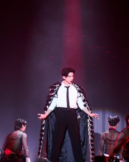 นักแสดงนำจาก Double Helix ปลายทางแห่งรัก ซุนเจิ้ง หลี่ว์ซือถง เหอเจียซู ฟ่าเซวียนเก๋อ มอบความสุขให้แฟนคลับทั้งไทย และ อินเตอร์แฟน กับ คอนเสิร์ตครั้งแรกของพวกเขา ในงาน Intertwined by Fate "Double Helix" Concert in Bangkok