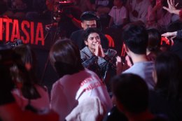 ปิดฉากสัปดาห์สุดหิน! 'V4 แป้ง' สาดพลังในเพลง "ชาวนากับงูเห่า" ก่อนกอดคอเพื่อนอำลาเวที True AF 2026