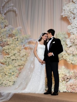 โมเมนท์แห่งปี! 'ญาญ่า-ณเดชน์' ฉลองมงคลสมรส ณ โรงแรมดุสิตธานี อย่างอบอุ่น