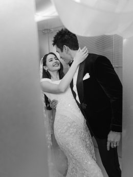 โมเมนท์แห่งปี! 'ญาญ่า-ณเดชน์' ฉลองมงคลสมรส ณ โรงแรมดุสิตธานี อย่างอบอุ่น