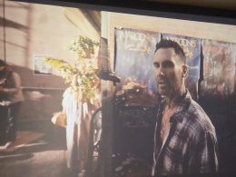 สนุกจนลืมเวลา! รวมตัวแฟนๆ Maroon 5 ชาวไทย ร่วมฟังเพลงเพราะจากอัลบั้มใหม่ Love Is Like ชมการแสดงสดสุดเท่จาก อะตอม ชนกันต์ กลับบ้านพร้อมรอยยิ้มกันถ้วนหน้า