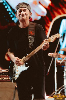 "บ้านไร่ 1308 มิวสิกเฟสฯ: ทำถึง!!! ดึงศิลปินเเถวหน้าเมืองไทย เสิร์ฟความฟินให้ชาวเพชรบุรีเหยียบหมื่น ตั้งเเต่บ่าย 3 ยันตี 4