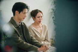 'หลิงหลิง คอง' ยื่นคำขาด 'กิ๊ก สุวัจนี' ต่างคนต่างอยู่! ออกโรงปกป้อง 'ออม กรณ์นภัส' พาเรตติ้งพุ่ง